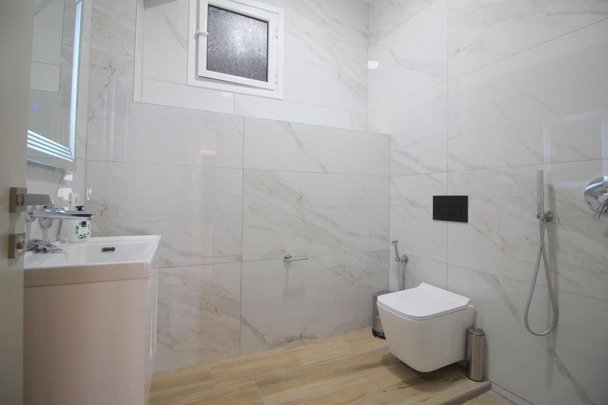 Alis Apartments Sarandë 외부 사진