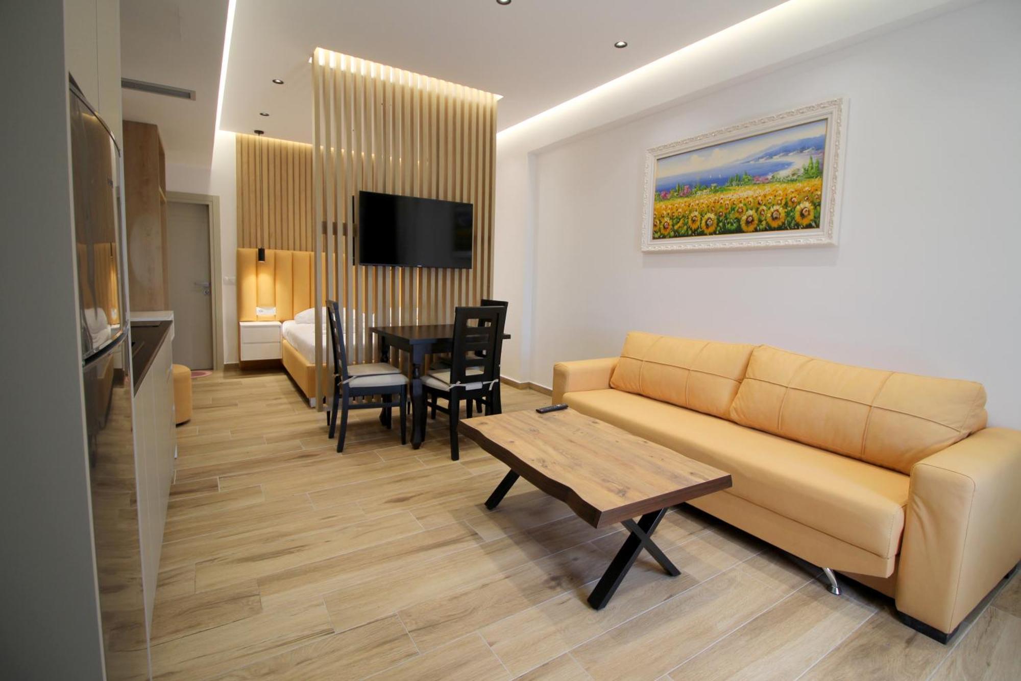 Alis Apartments Sarandë 외부 사진