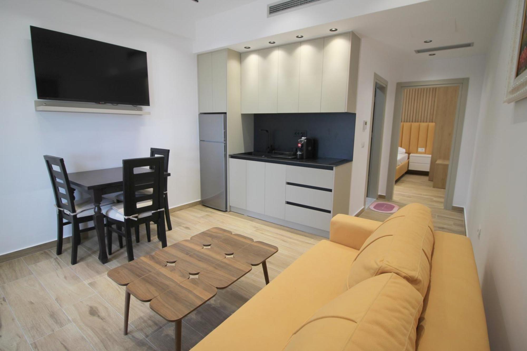 Alis Apartments Sarandë 외부 사진